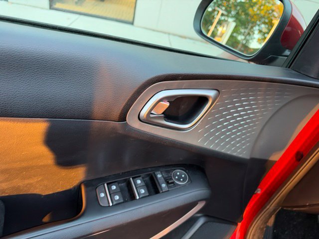 Used 2022 Kia Soul LX w/ Technology Package FWD image 12