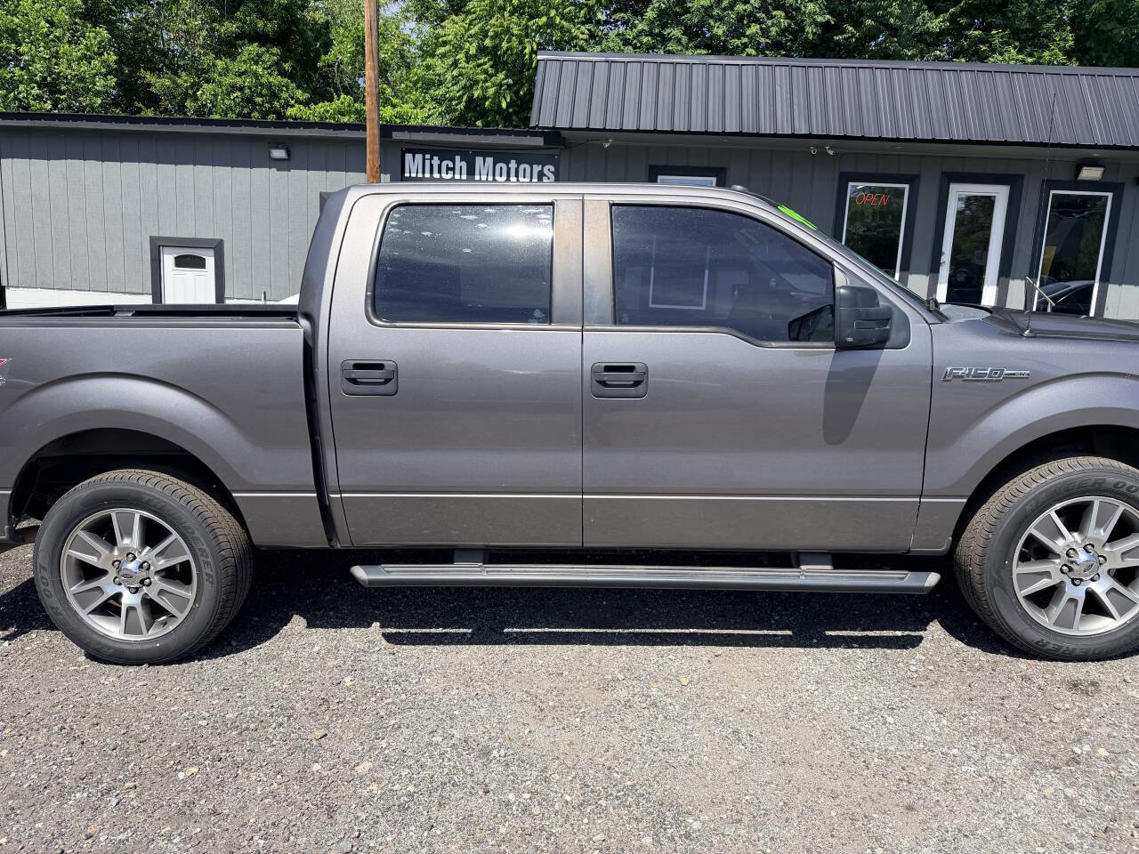 Used 2014 Ford F150 STX w/ Equipment Group 201A Mid RWD image 4