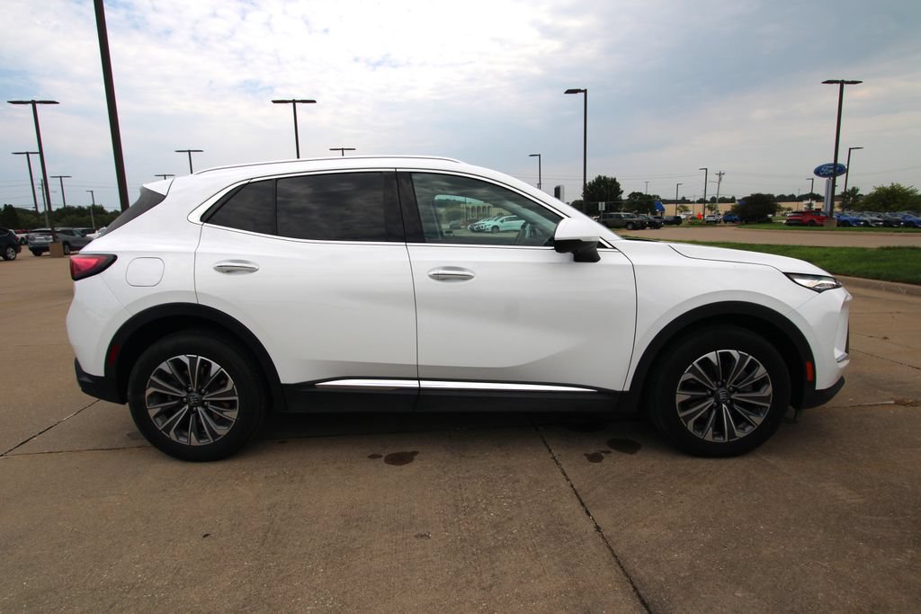 Used 2024 Buick Envision Preferred AWD/4WD image 4