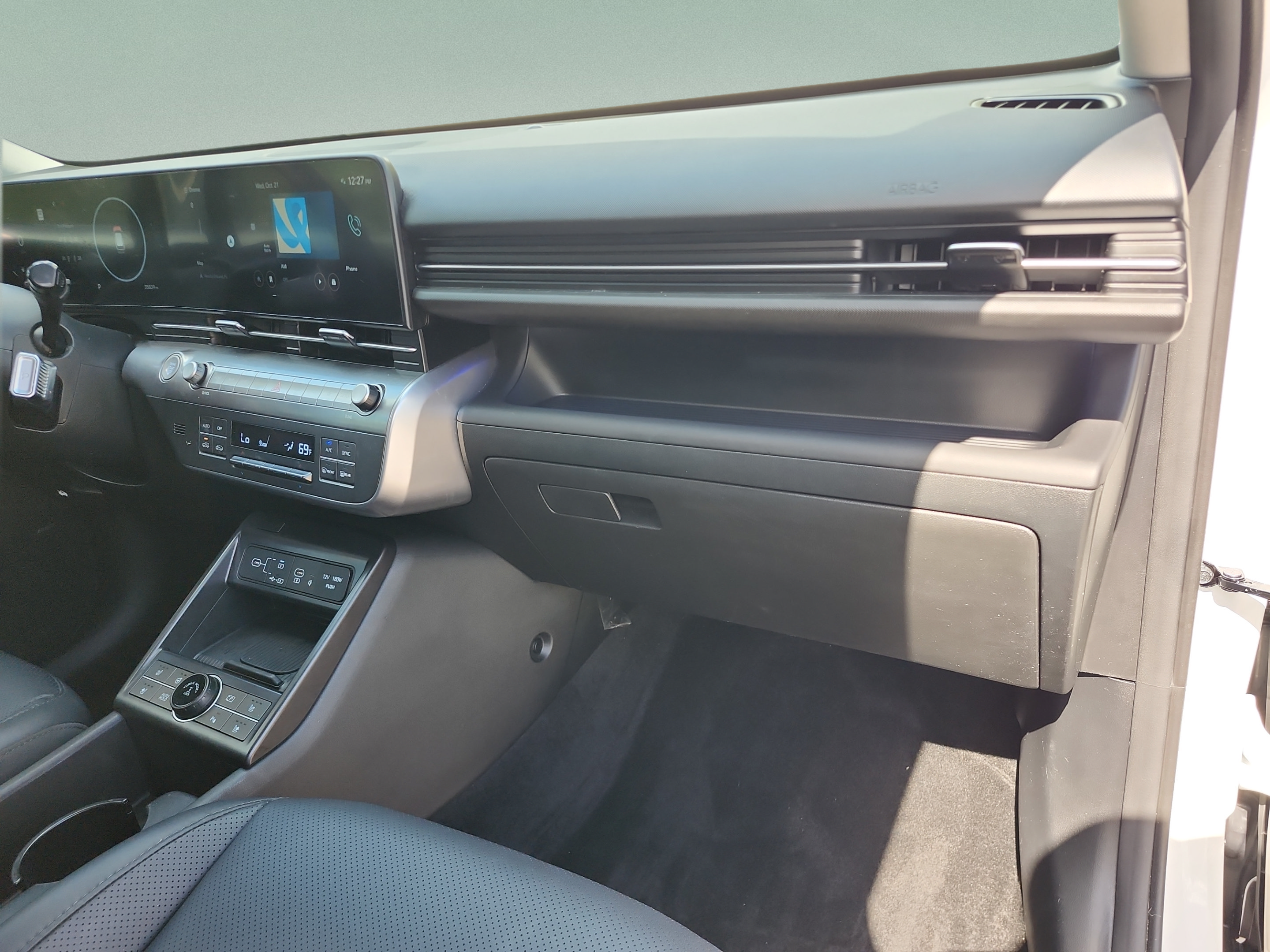 Certified 2025 Hyundai Kona Limited AWD/4WD image 20