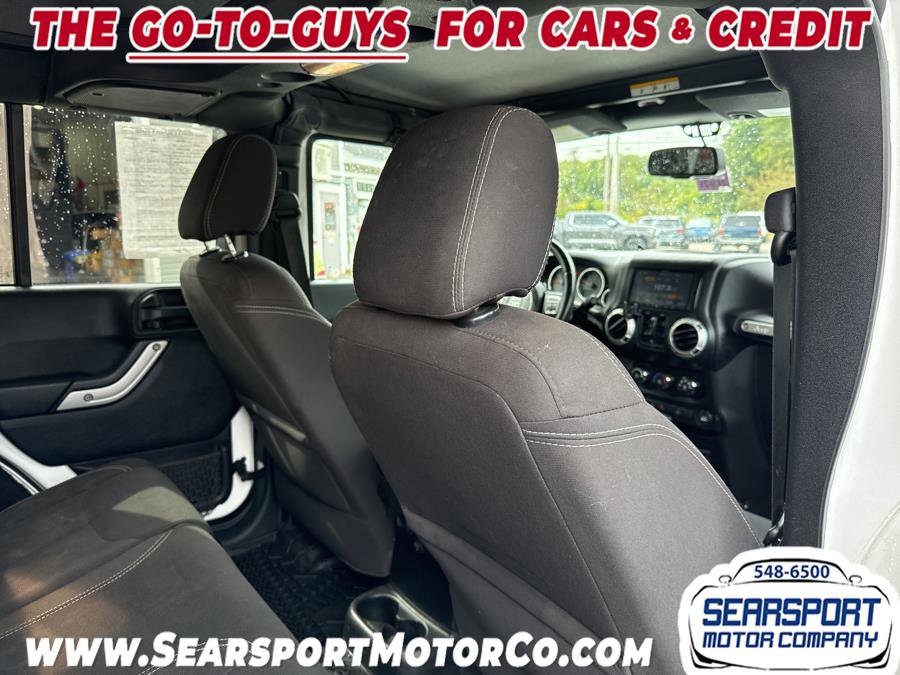 Used 2016 Jeep Wrangler Unlimited Sahara image 11