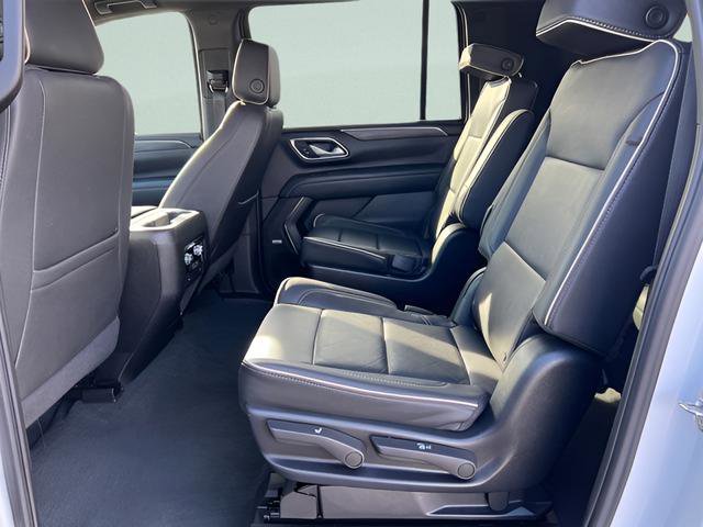 Used 2023 GMC Yukon XL SLT image 21