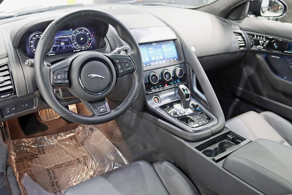 Used 2023 Jaguar F-TYPE R image 15