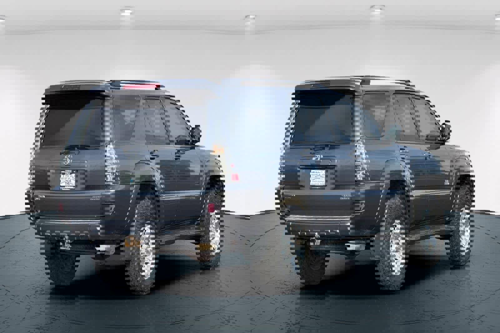 Used 2005 Toyota 4Runner SR5 image 2