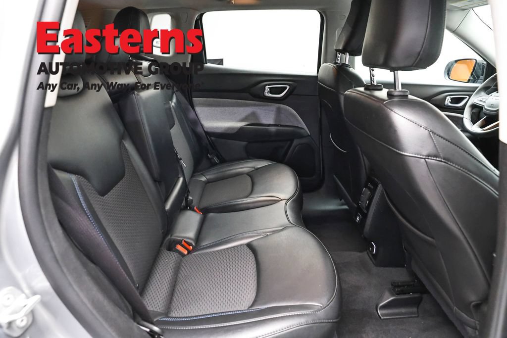Used 2022 Jeep Compass Latitude AWD/4WD image 22