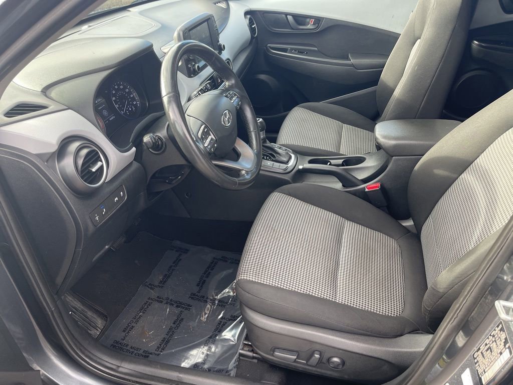 Used 2018 Hyundai Kona SEL w/ SEL Tech Package 02 image 12