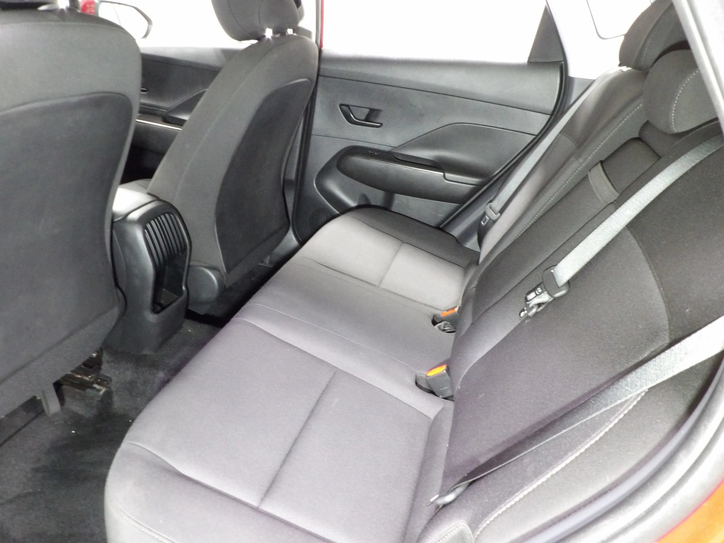 Used 2025 Hyundai Kona SE FWD image 10