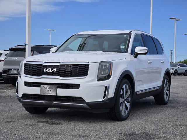 Used 2022 Kia Telluride EX w/ EX Premium Package image 3