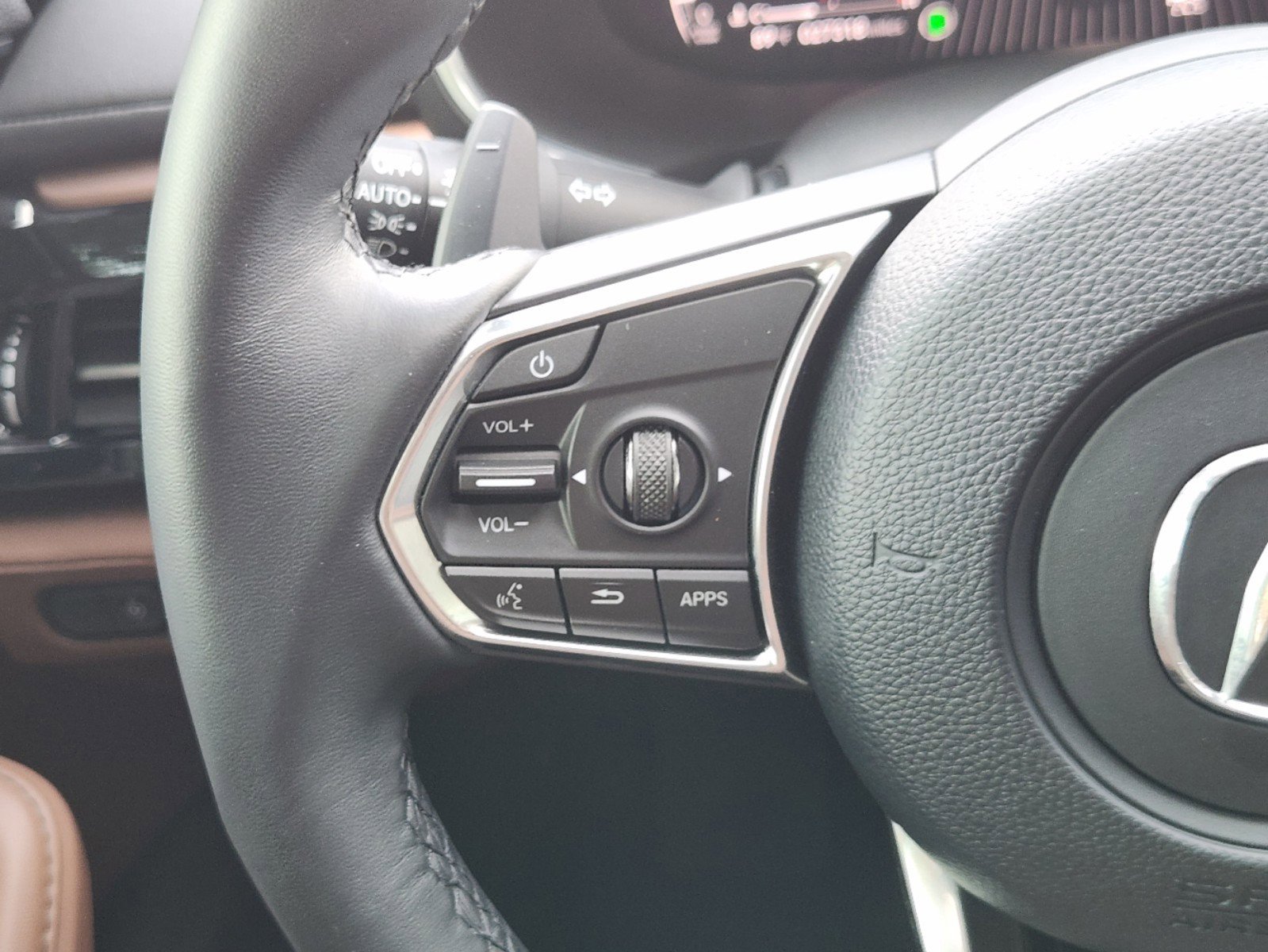 Used 2022 Acura MDX SH-AWD w/ Technology Package image 28