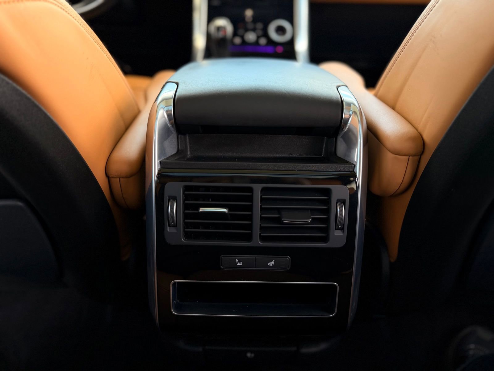 Used 2020 Land Rover Range Rover Sport HSE Dynamic image 40