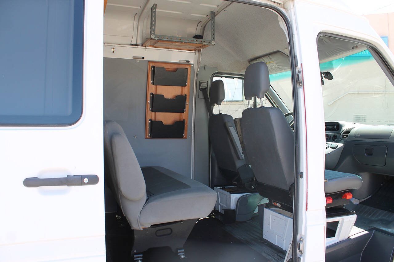 Used 2006 Dodge Sprinter 3500 w/ PWR Convenience Group RWD image 27