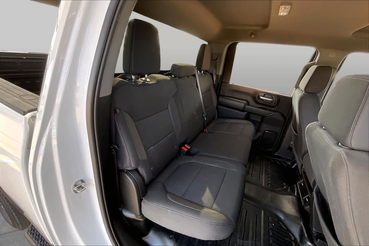 Used 2023 Chevrolet Silverado 2500 LT AWD/4WD image 18