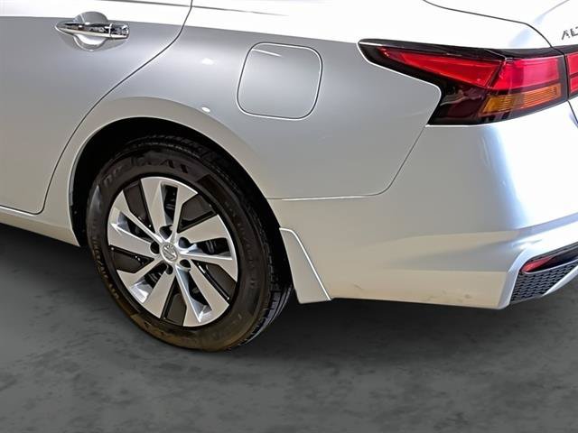 Used 2020 Nissan Altima 2.5 S AWD/4WD image 11
