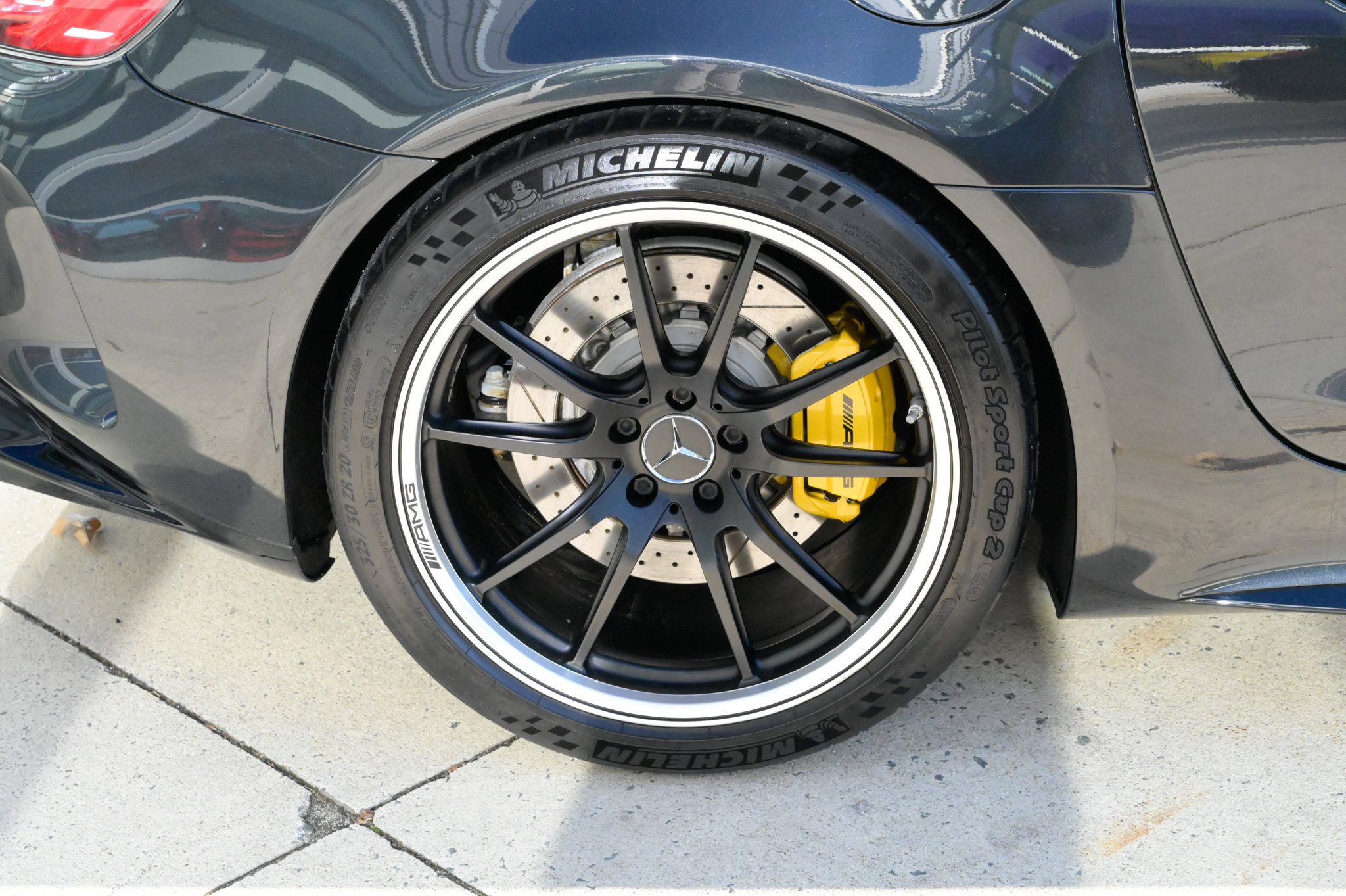 Used 2019 Mercedes-Benz AMG GT R image 11