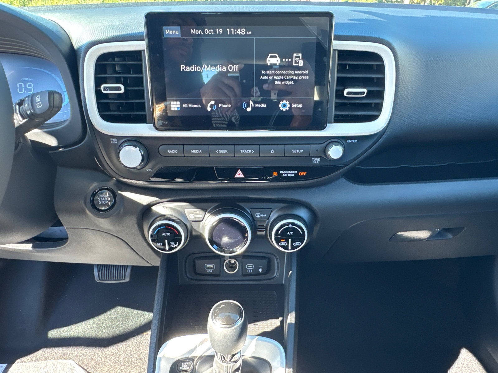 New 2026 Hyundai Venue SEL FWD image 28