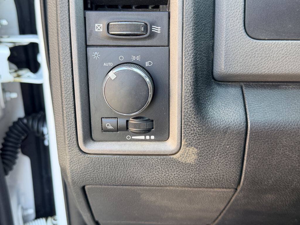 Used 2017 RAM 1500 Tradesman w/ Popular Equipment Group AWD/4WD image 12