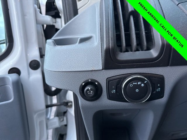 Used 2019 Ford Transit 350 XLT image 17