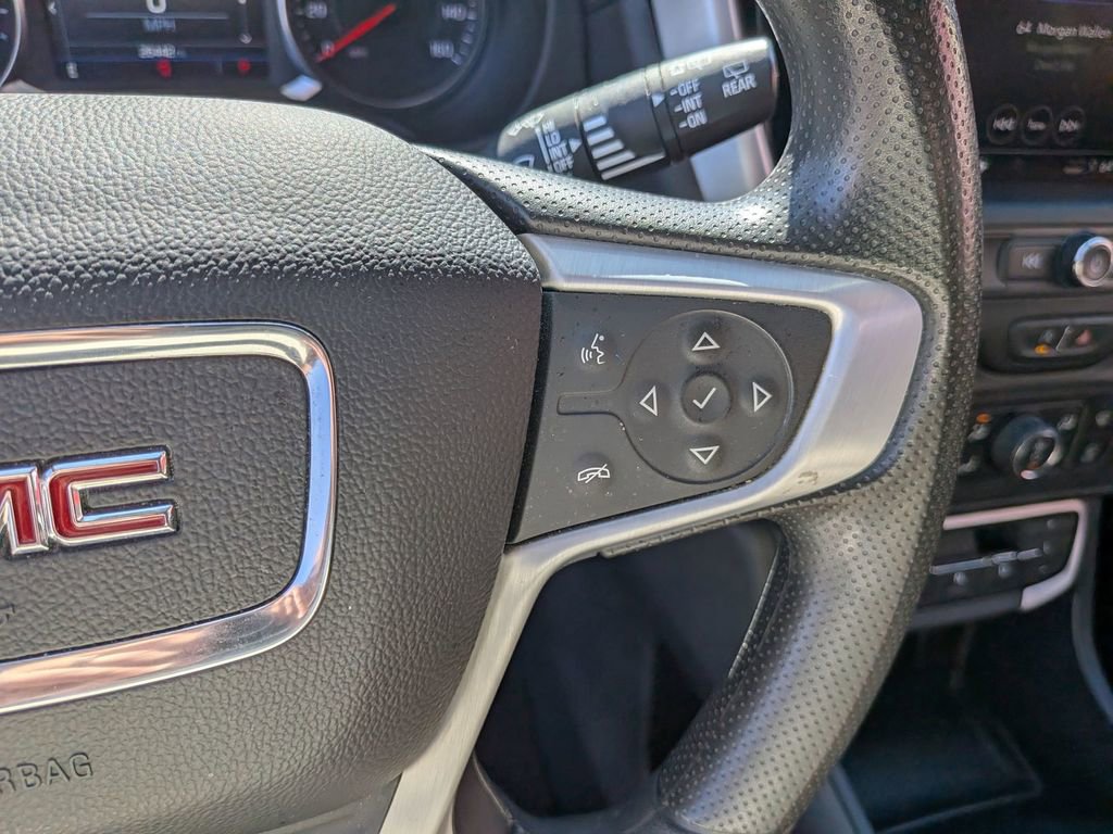 Used 2023 GMC Terrain SLE w/ Driver Convenience Package image 16
