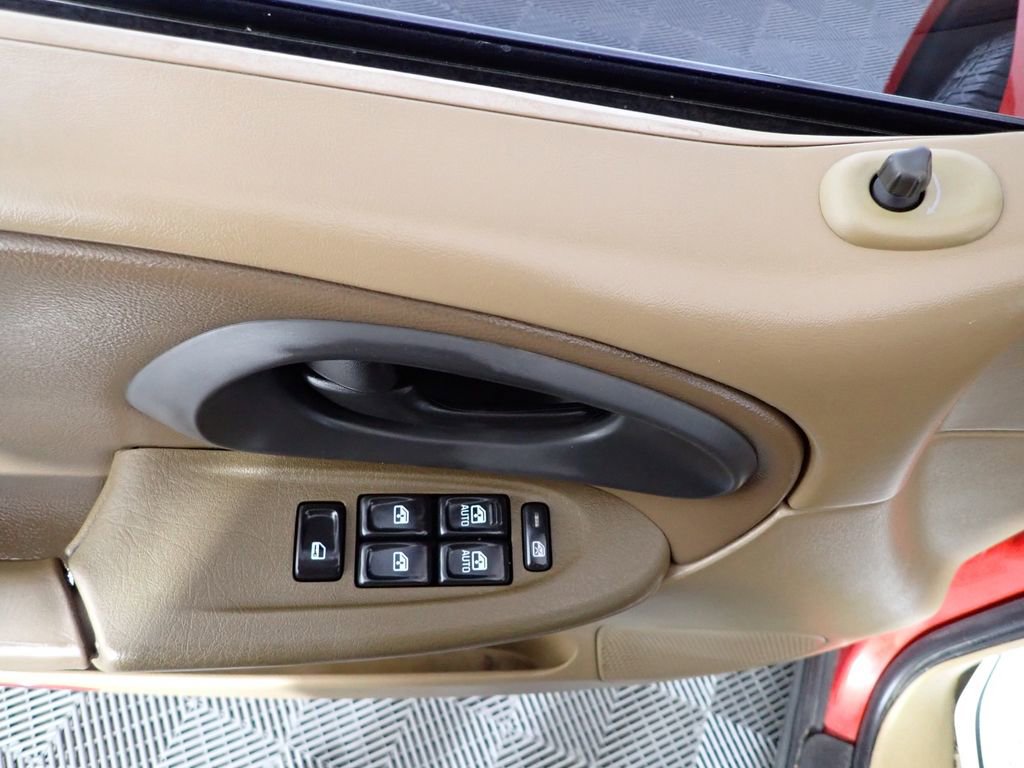 Used 2002 Chevrolet TrailBlazer LS w/ Preferred Equipment Group image 16