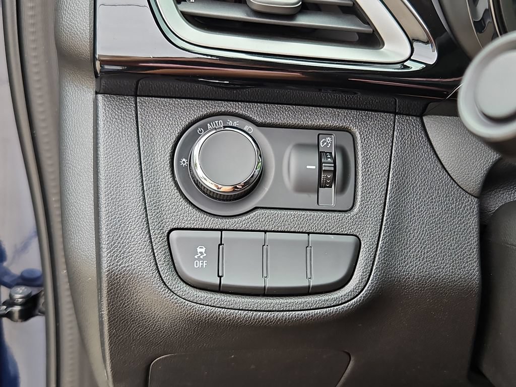 Used 2022 Chevrolet Spark LT FWD image 14