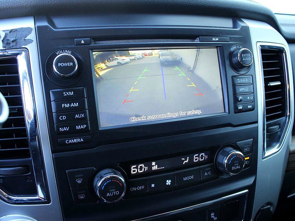 Used 2016 Nissan Titan SL image 32