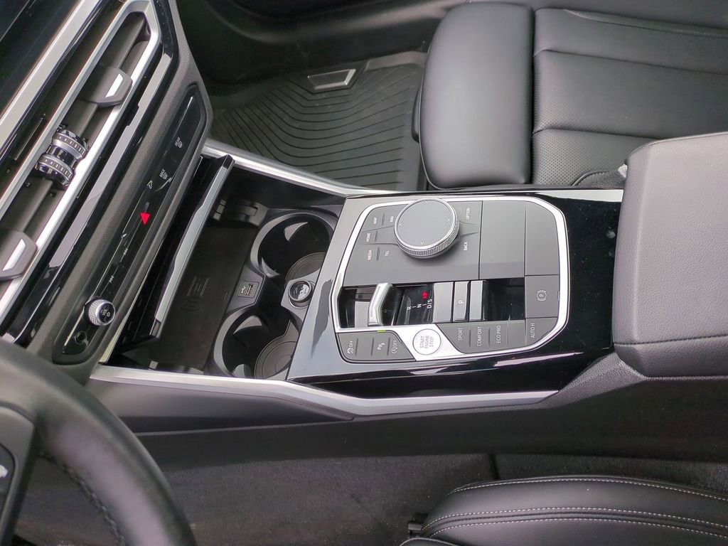 Certified 2023 BMW 330i xDrive Sedan w/ Driving Assistance Package image 14