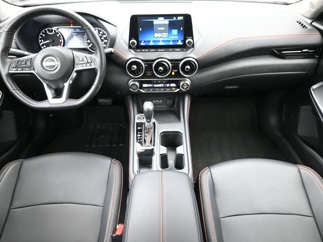 Used 2025 Nissan Sentra SR w/ SR Premium Package image 21