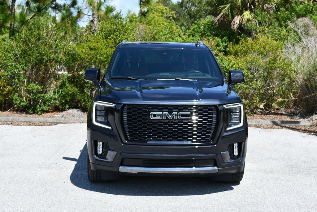 Used 2023 GMC Yukon Denali Ultimate AWD/4WD image 38