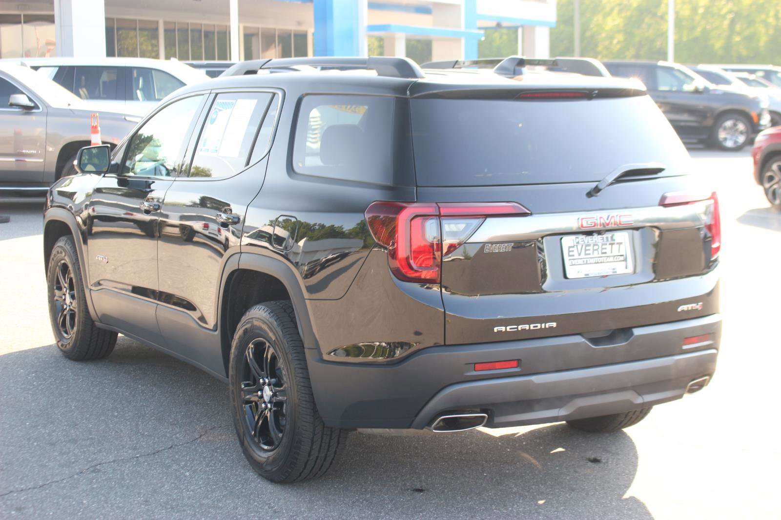 Used 2023 GMC Acadia AT4 AWD/4WD image 5