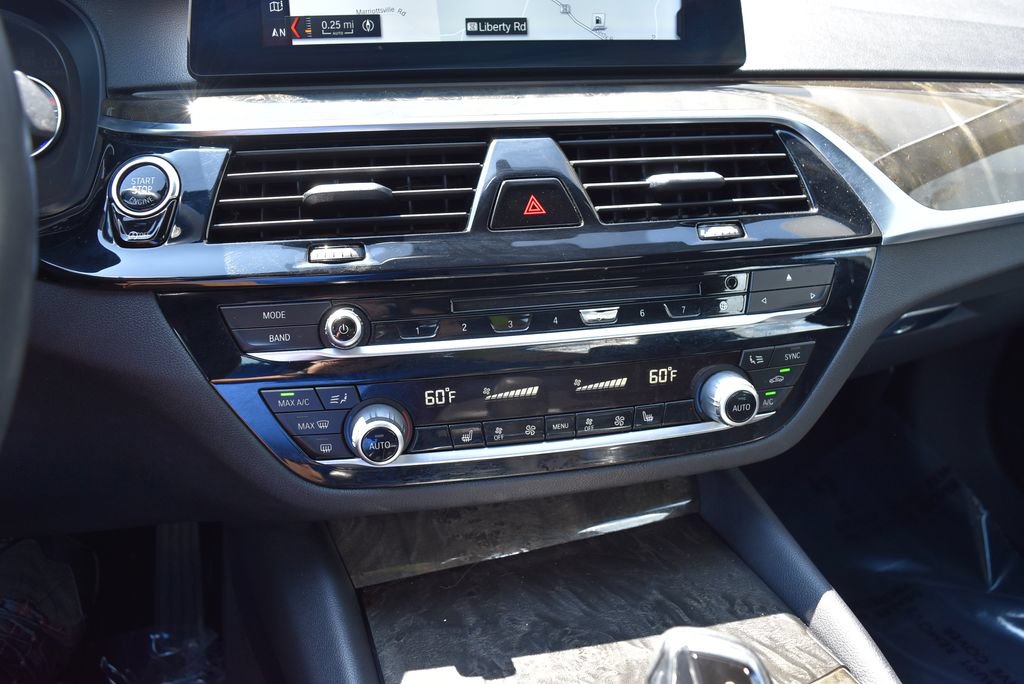 Used 2018 BMW 530i w/ Premium Package RWD image 16