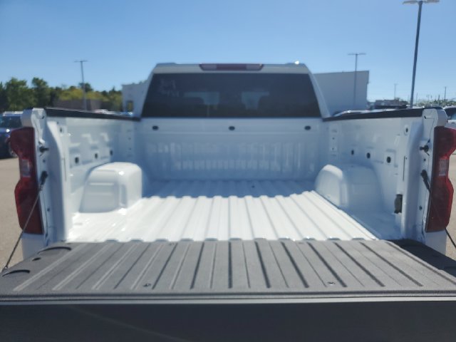 New 2026 Chevrolet Silverado 1500 Custom w/ Turbomax Blackout Package AWD/4WD image 9