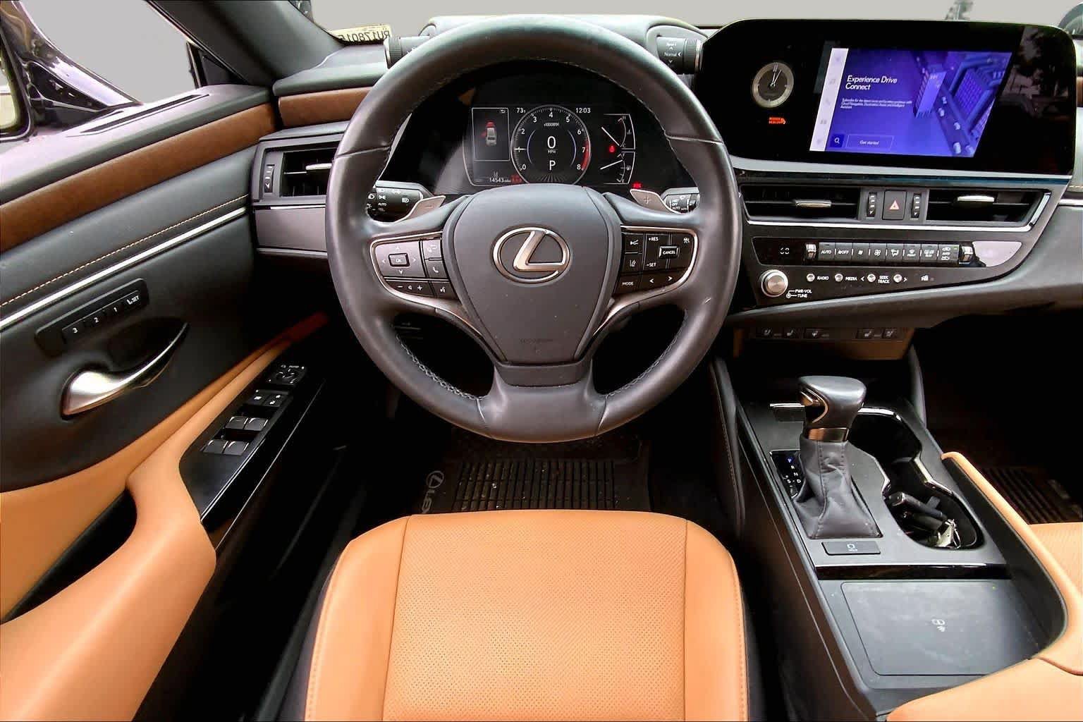 Used 2024 Lexus ES 350 w/ Premium Package FWD image 6