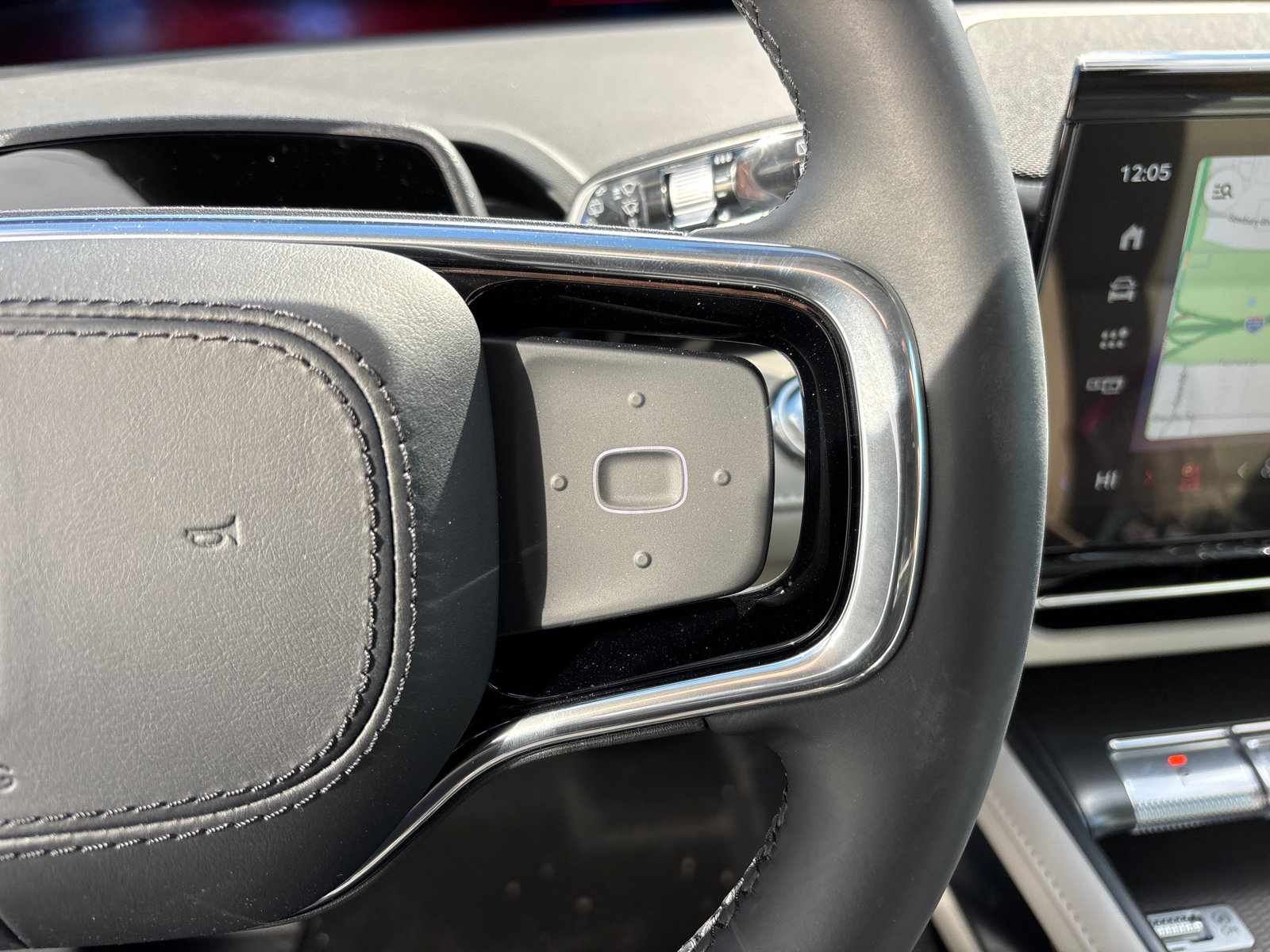 New 2026 Lincoln Nautilus Premier w/ Jet Appearance Package AWD/4WD image 18