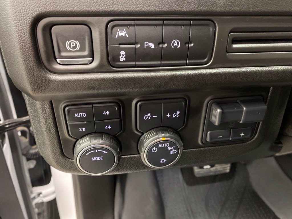 Used 2024 Chevrolet Tahoe LT w/ Max Trailering Package AWD/4WD image 34