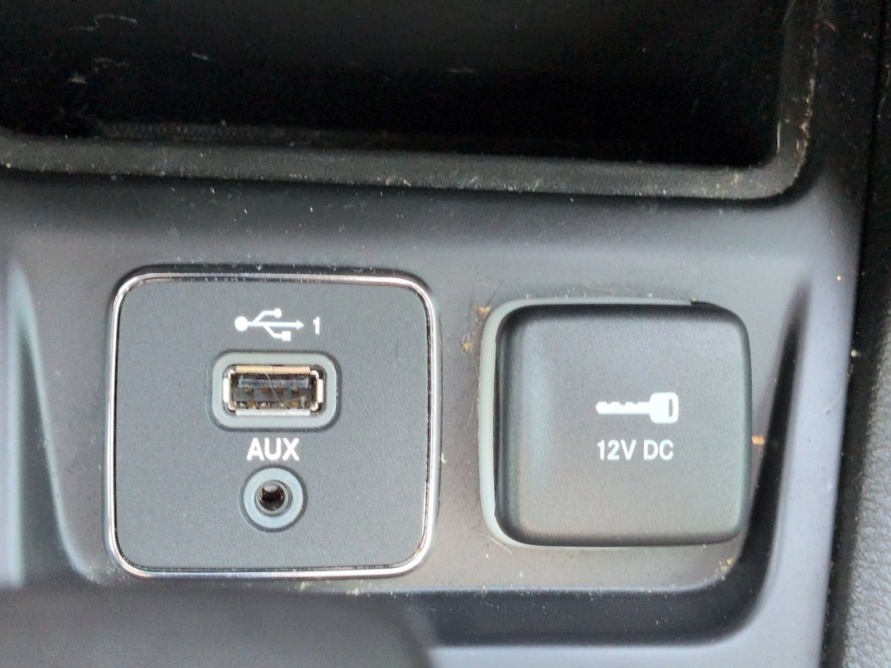 Certified 2023 Jeep Cherokee Altitude Lux w/ Lux Elite Package AWD/4WD image 23