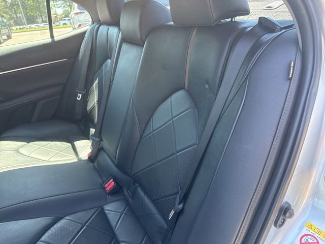 Used 2018 Toyota Camry XLE image 21