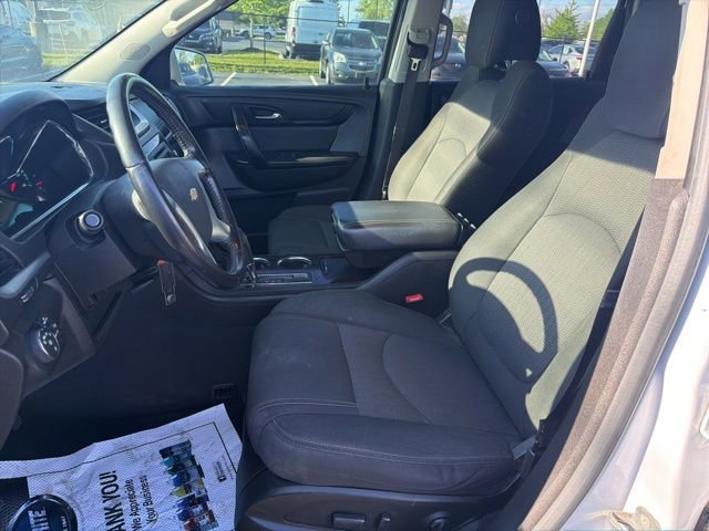 Used 2016 Chevrolet Traverse LT w/ Style and Technology Package FWD image 21