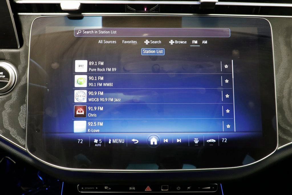 Used 2025 Mercedes-Benz E 350 Sedan image 9