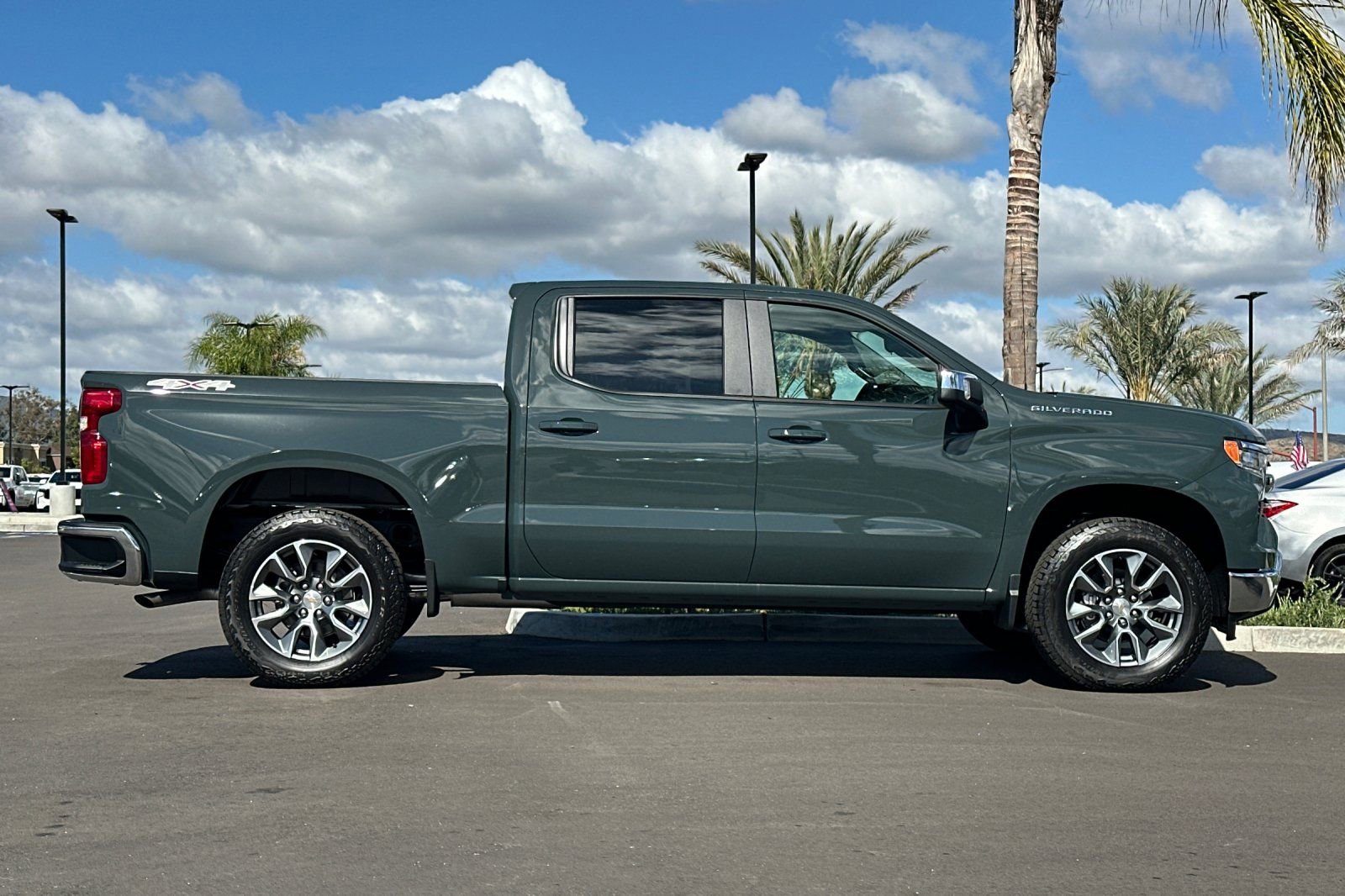 New 2026 Chevrolet Silverado 1500 LT w/ Safety Package AWD/4WD image 3