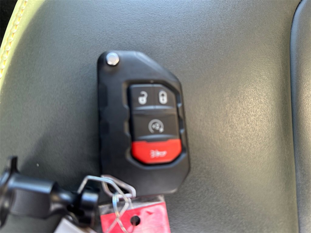 Certified 2024 Jeep Gladiator Mojave w/ Convenience Group image 33