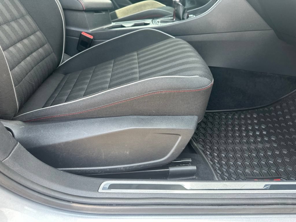 Used 2019 Volkswagen Jetta GLI FWD image 27