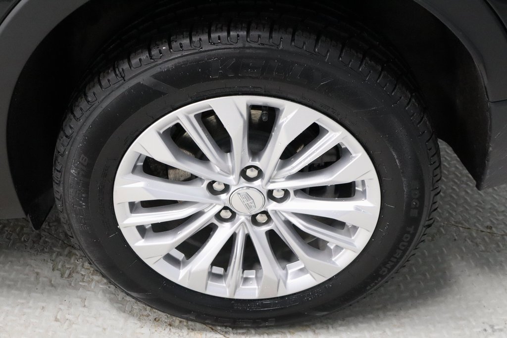 Used 2024 Cadillac XT4 Luxury image 18