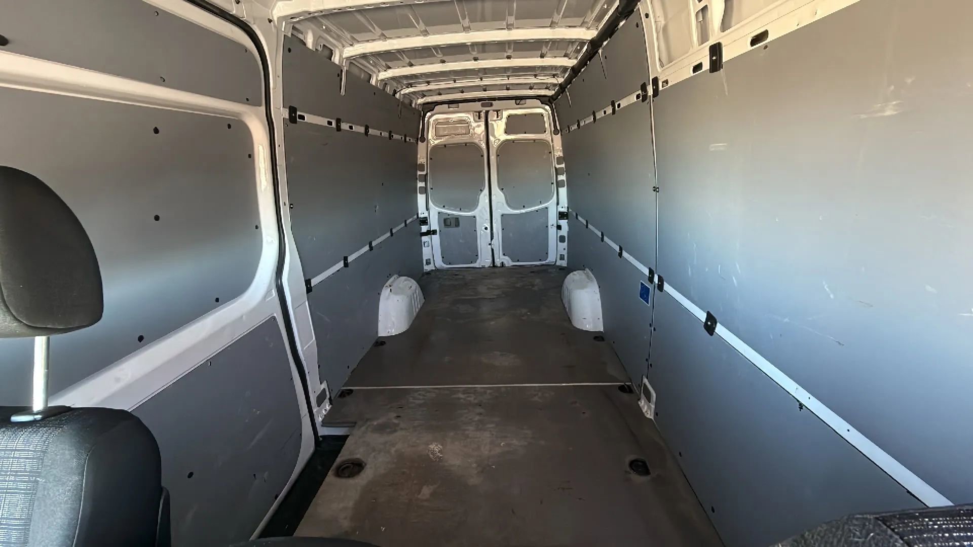 Used 2017 Mercedes-Benz Sprinter 2500 image 12