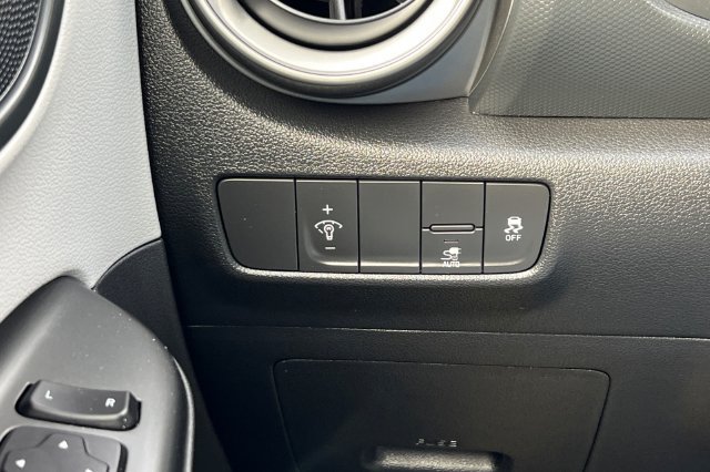 Used 2023 Hyundai Kona SE w/ Cargo Package FWD image 33