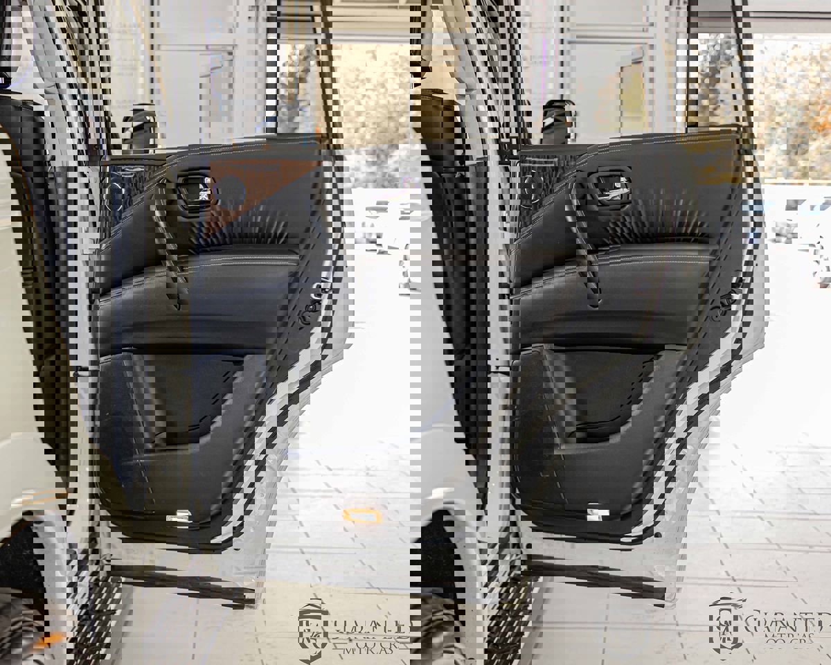 Used 2019 Nissan Armada Platinum image 45