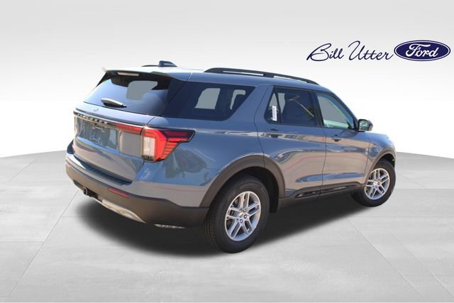 New 2026 Ford Explorer Active w/ Active Comfort Package RWD image 3