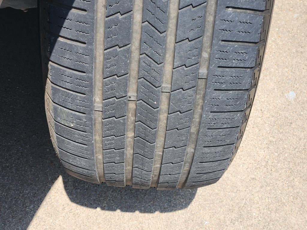 Used 2019 Ford Expedition Limited w/ Equipment Group 301A RWD image 11