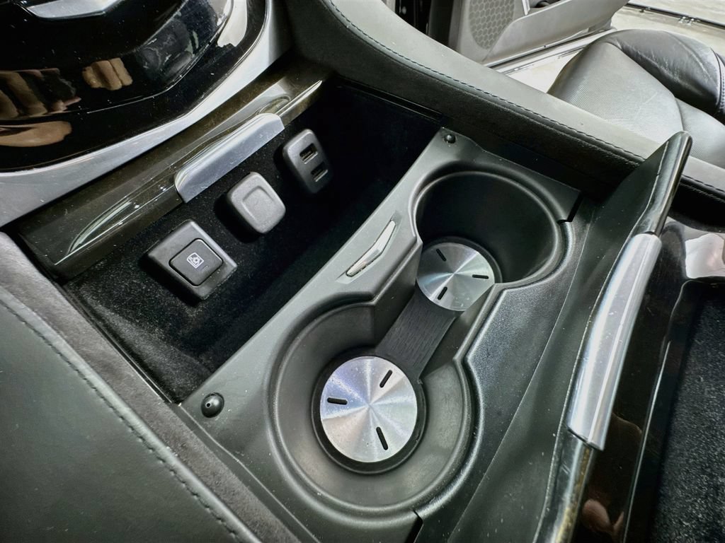 Used 2020 Cadillac Escalade ESV Platinum RWD image 55