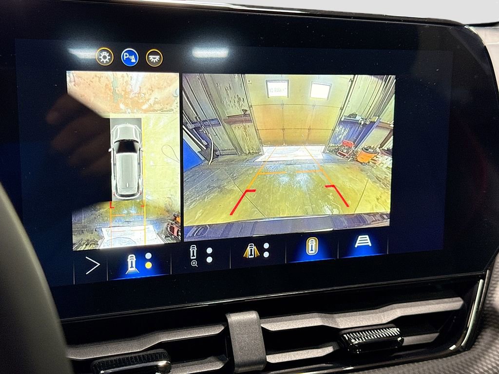 New 2026 Chevrolet Equinox RS w/ Safety and Technology Package image 14