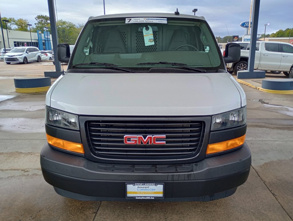 New 2025 GMC Savana 2500 w/ Driver Convenience Package RWD image 9
